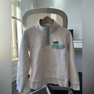 Patagonia Sweater - Women’s Medium